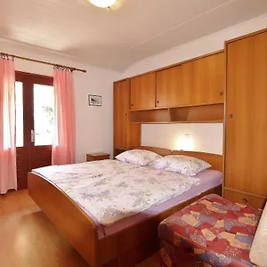Apartman Danijela, Lopar